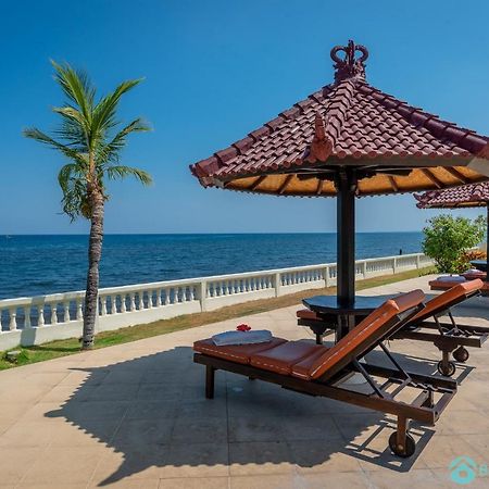 Villa Namaste - Beachfront At Lovina 10P, Pool, Bbq Banjar  Экстерьер фото