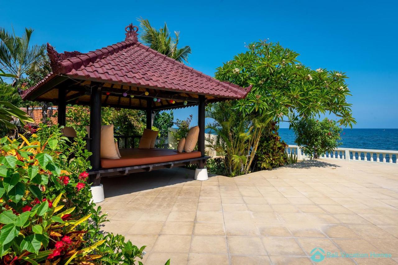 Villa Namaste - Beachfront At Lovina 10P, Pool, Bbq Banjar  Экстерьер фото