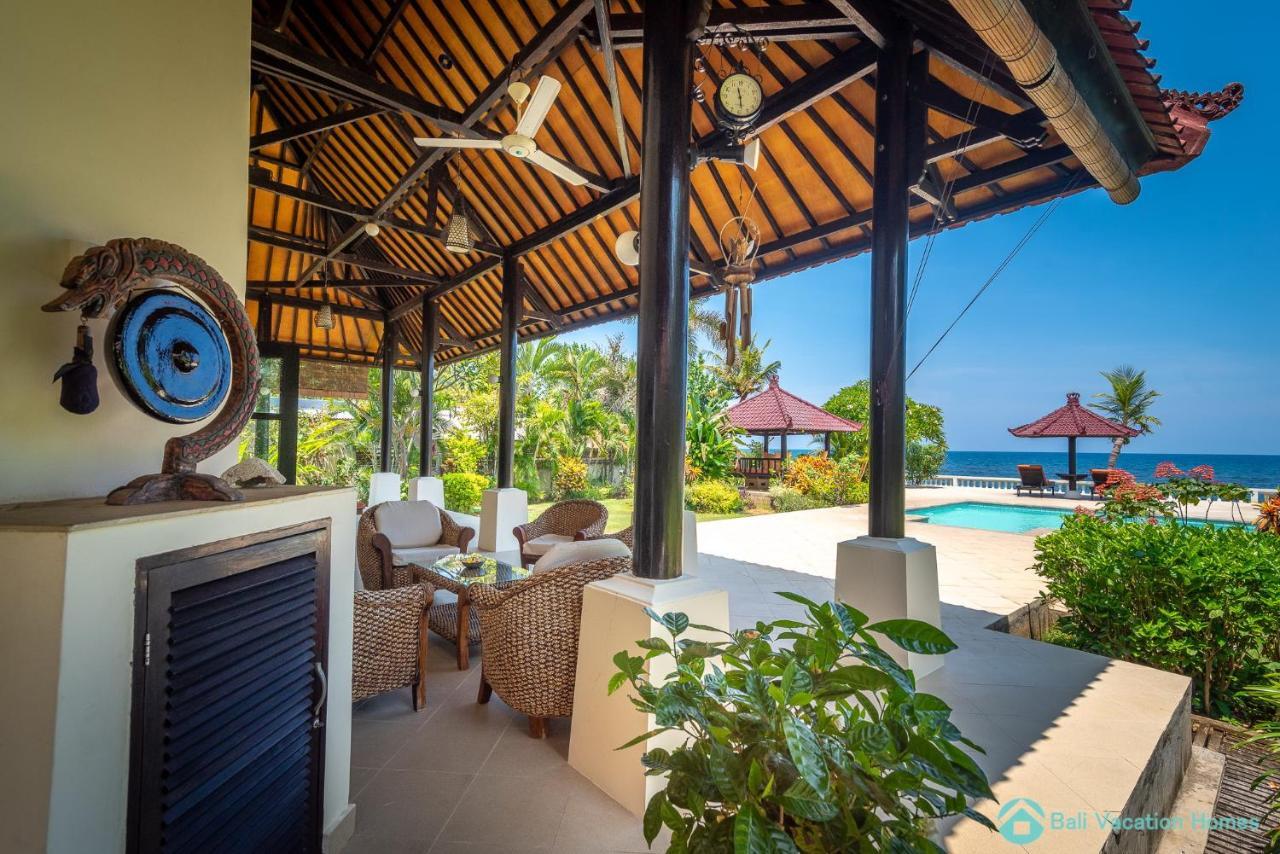 Villa Namaste - Beachfront At Lovina 10P, Pool, Bbq Banjar  Экстерьер фото