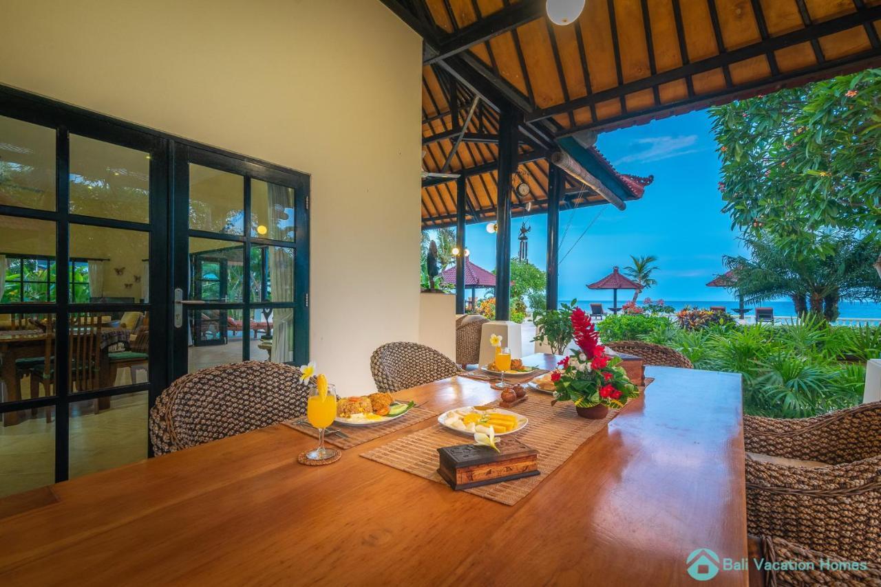 Villa Namaste - Beachfront At Lovina 10P, Pool, Bbq Banjar  Экстерьер фото