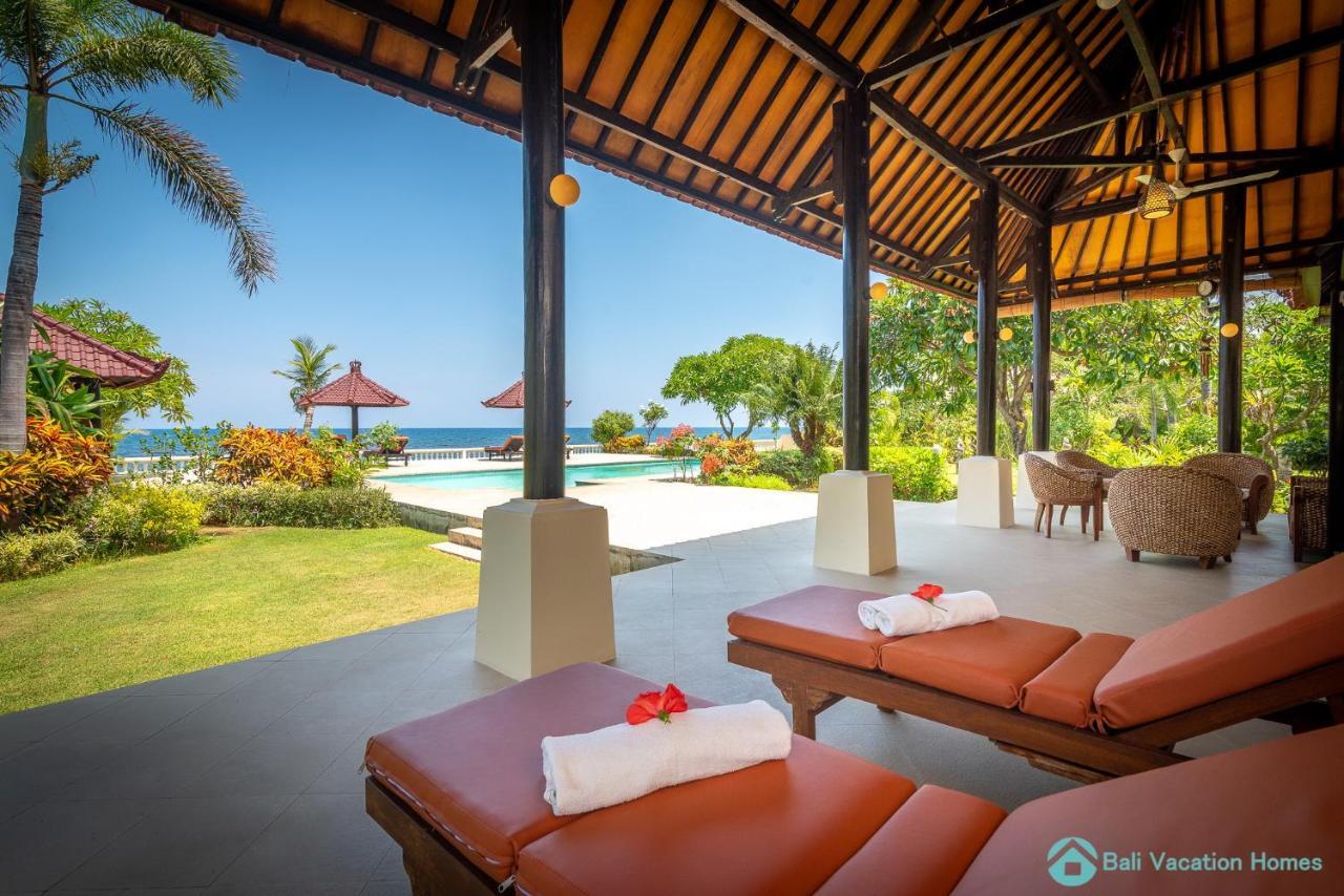 Villa Namaste - Beachfront At Lovina 10P, Pool, Bbq Banjar  Экстерьер фото