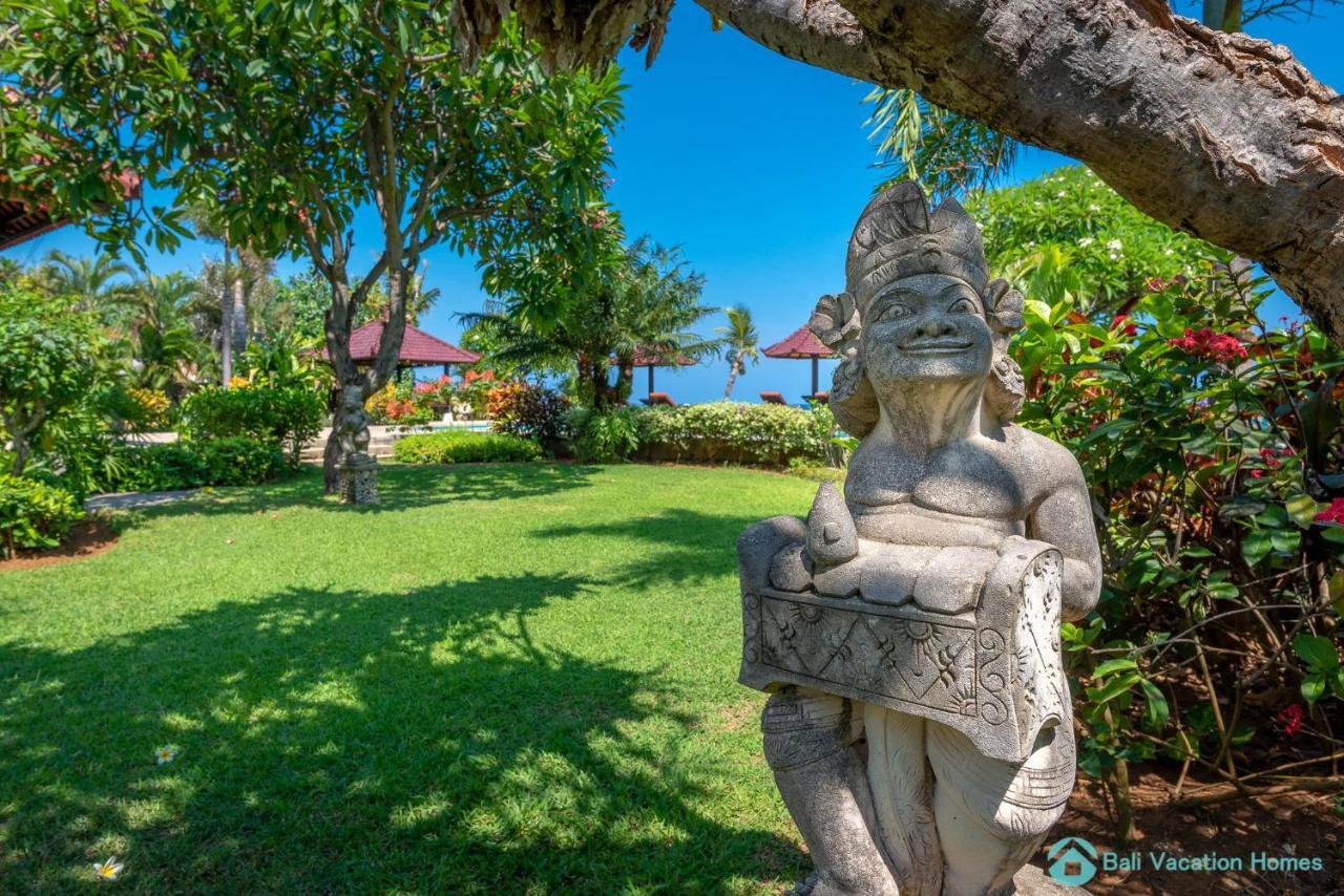 Villa Namaste - Beachfront At Lovina 10P, Pool, Bbq Banjar  Экстерьер фото